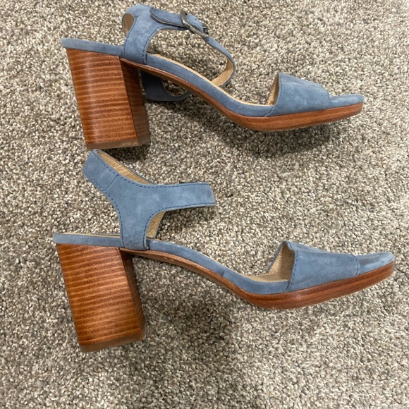 Frye Women's Blake 2 Piece Suede Sandals - Picture 6 of 11